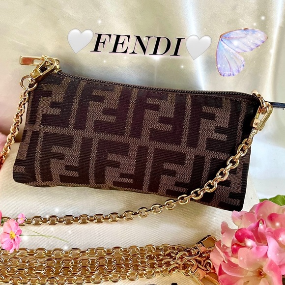 Fendi Handbags - 💚Auth🎀FENDI Zucca Zucchino Monogram Pouch Wallet Pochette/Clutch(Fit Phone)💫